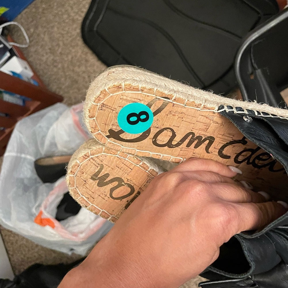 NWT - Picture 3 of 3